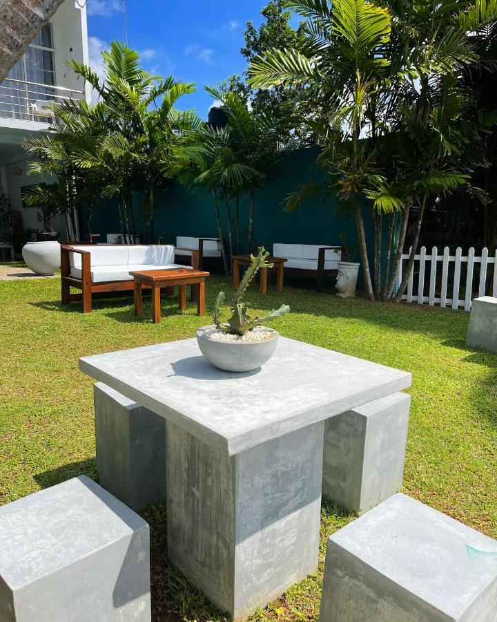 Smeralda Beach Hotel Dikwella 외부 사진