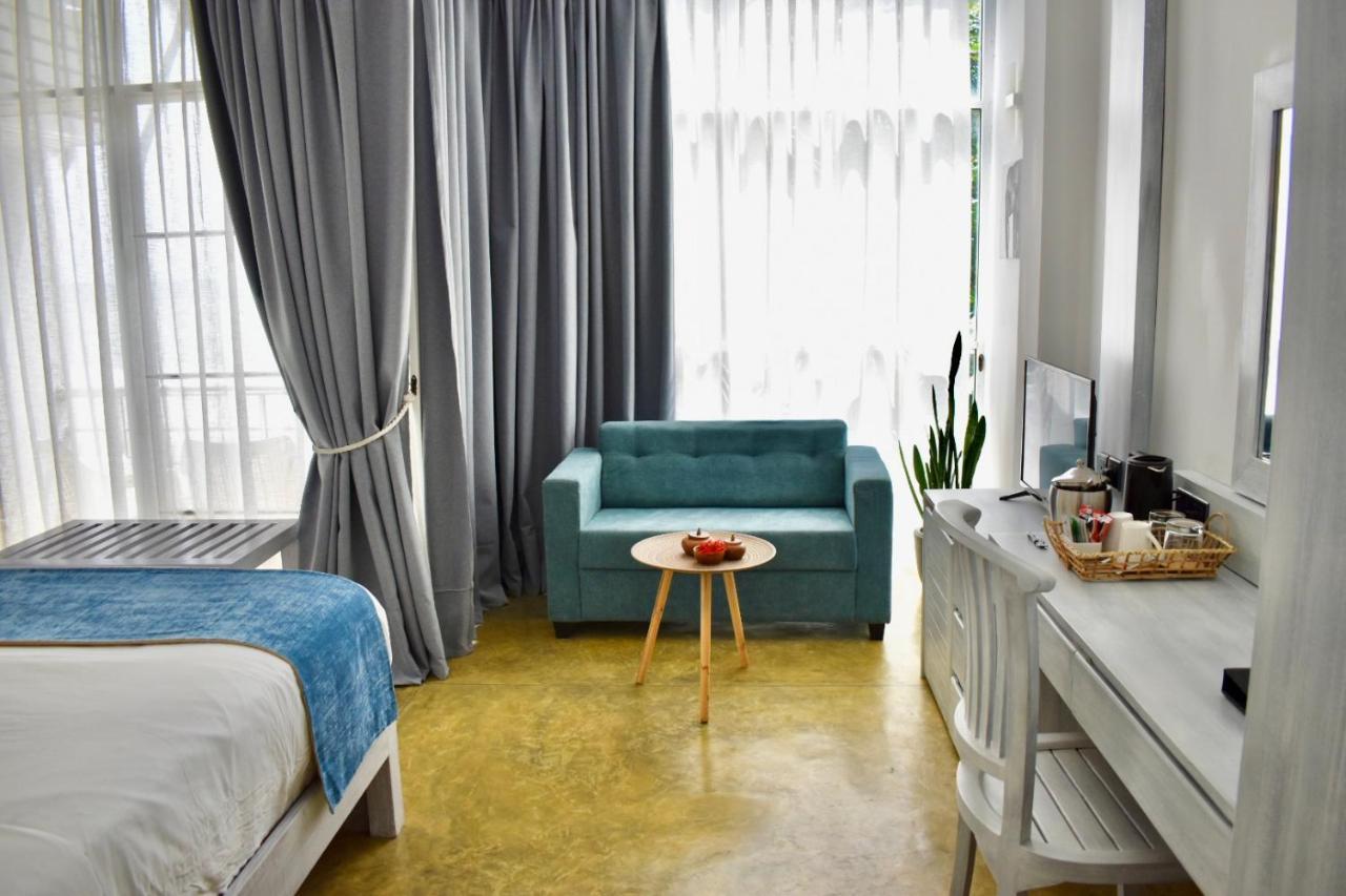 Smeralda Beach Hotel Dikwella 외부 사진