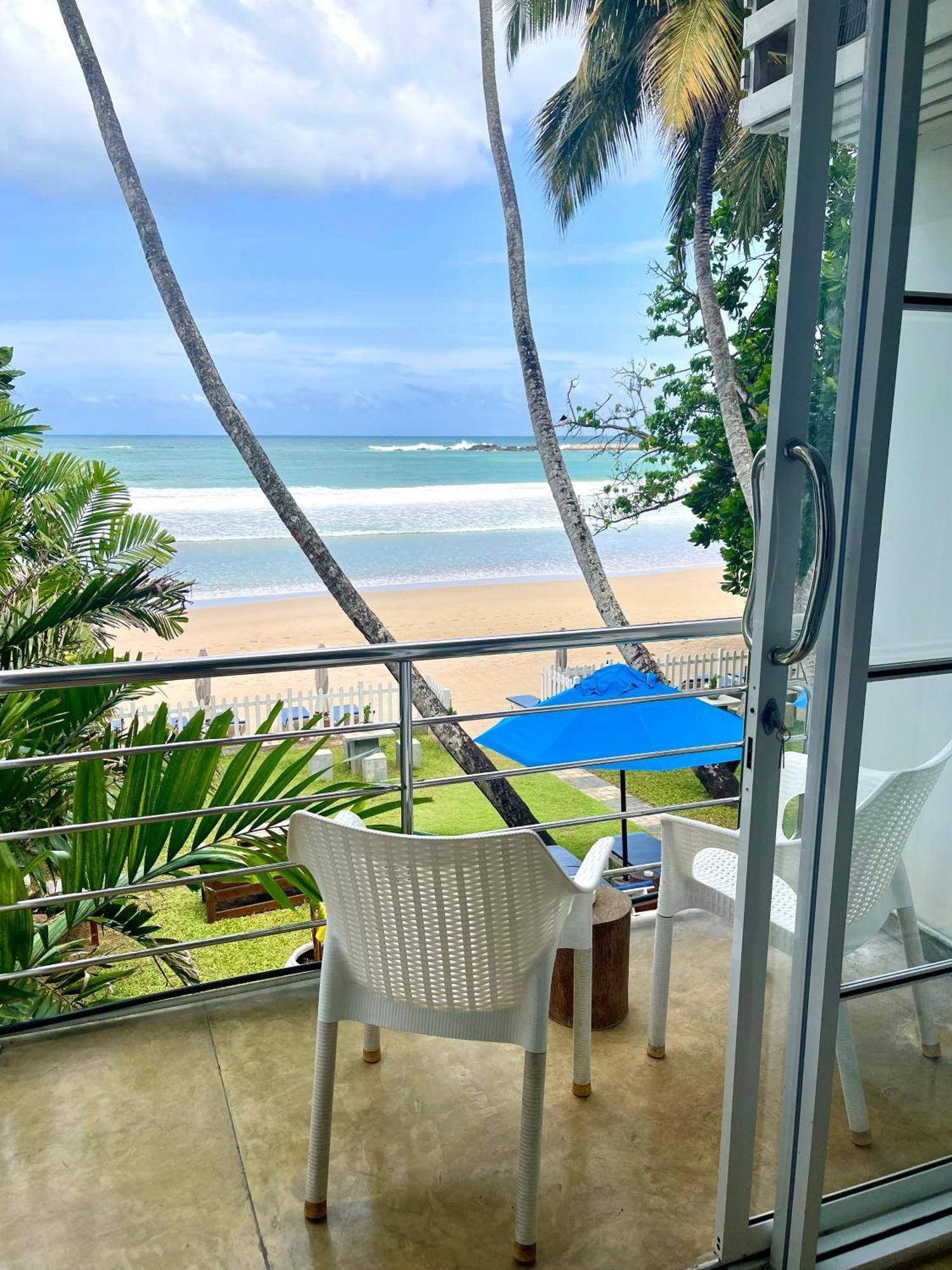 Smeralda Beach Hotel Dikwella 외부 사진